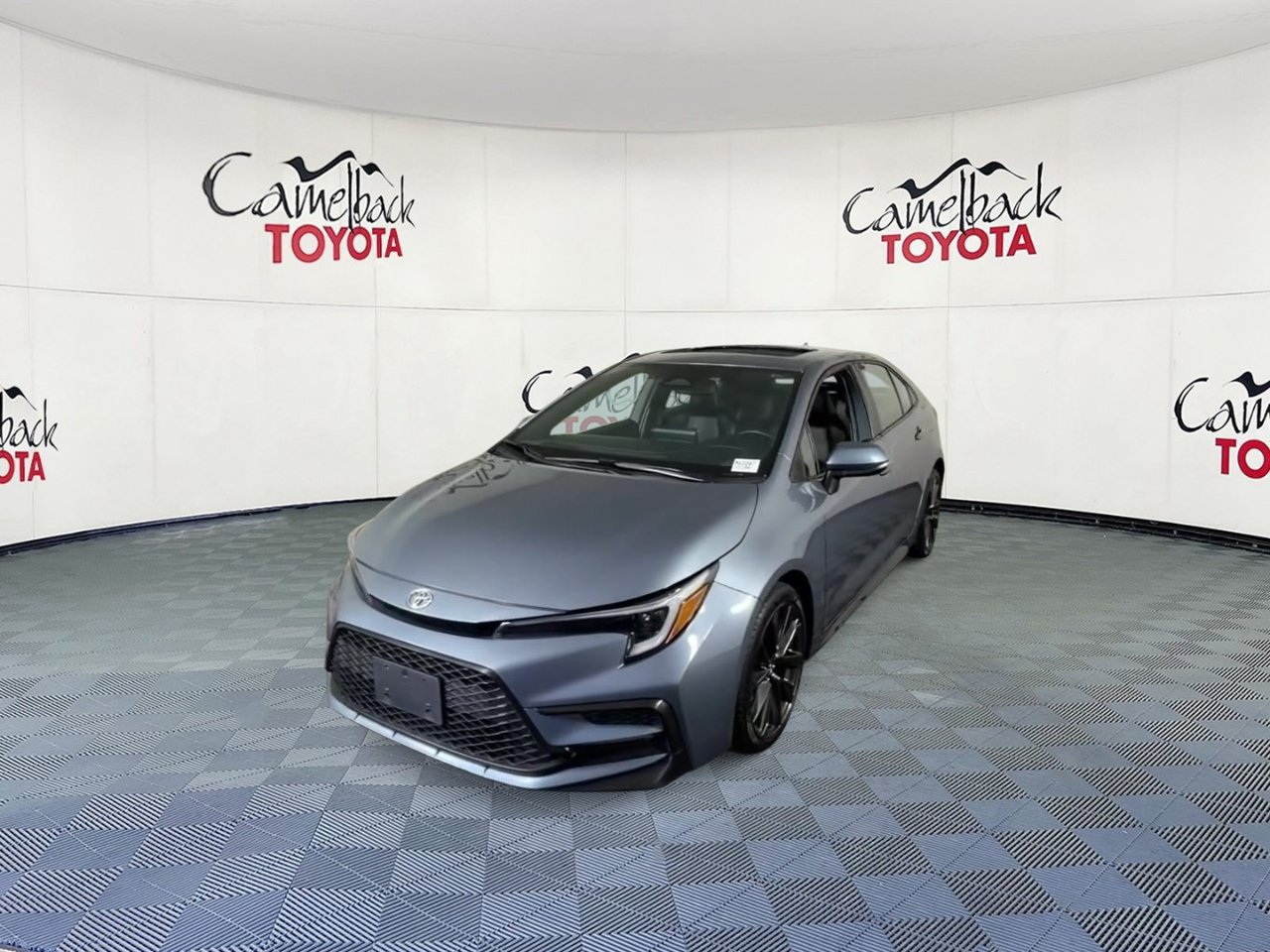 Used 2024 Toyota Corolla XSE FWD image 7