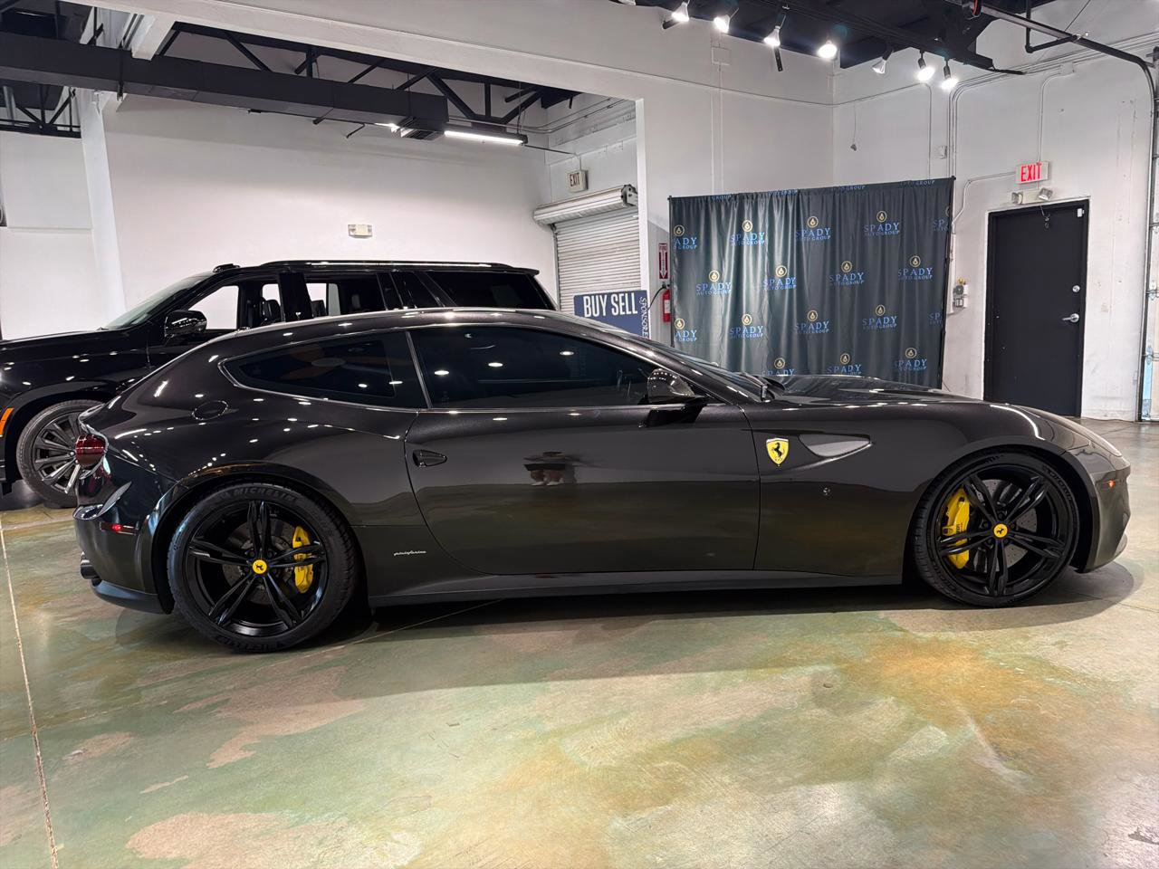Used 2014 Ferrari FF image 10