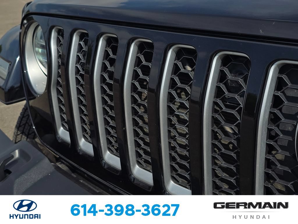 Used 2021 Jeep Wrangler Unlimited Sahara w/ Cold Weather Group AWD/4WD image 14