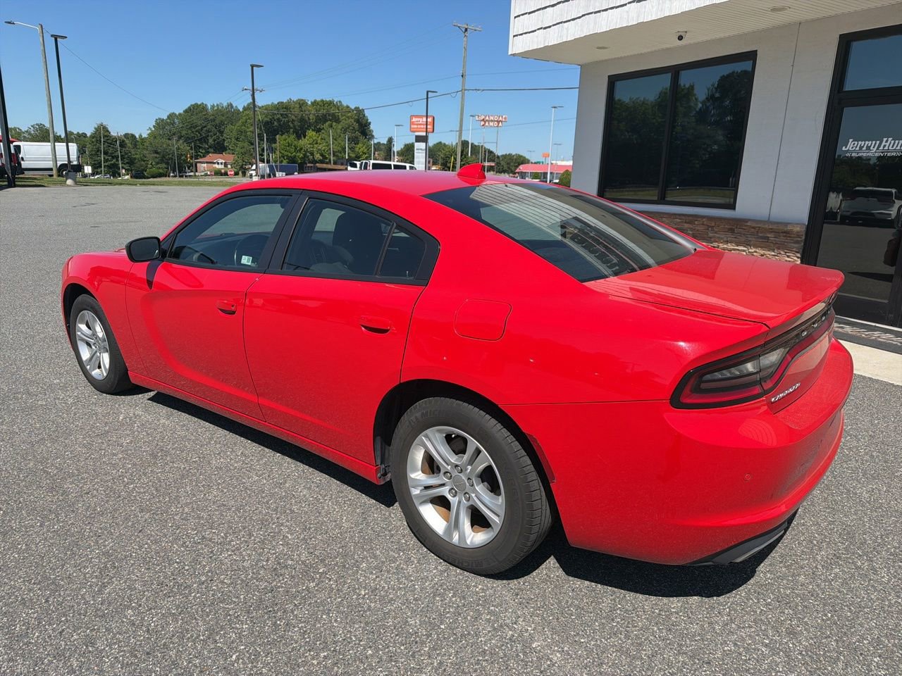 Used 2023 Dodge Charger SXT RWD image 6