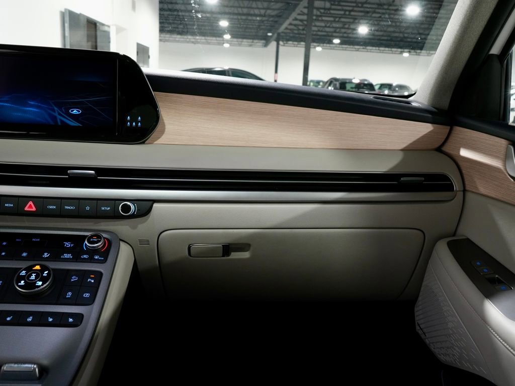 Used 2023 Hyundai Palisade Limited image 26