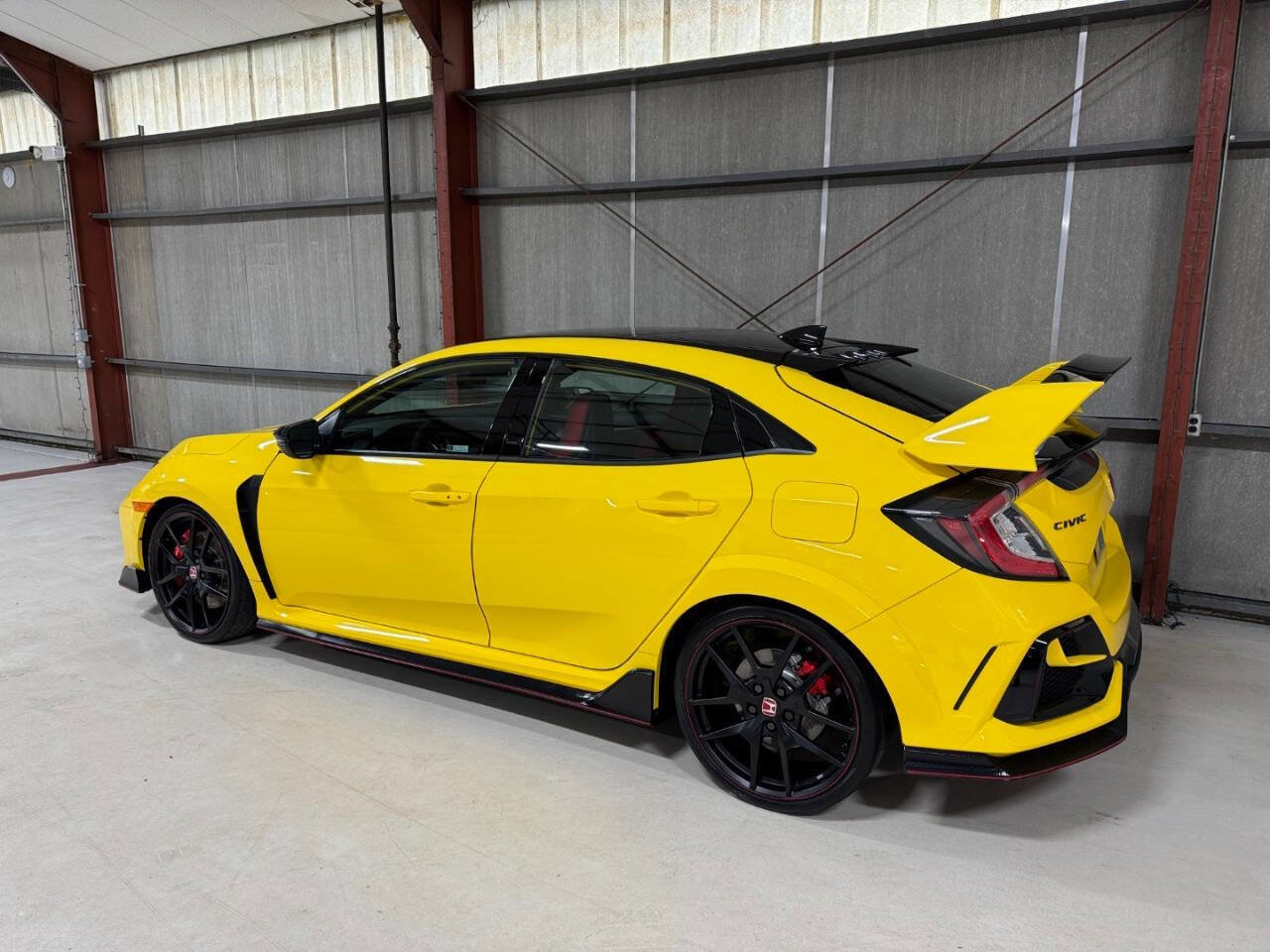 Used 2021 Honda Civic Type R Limited image 7