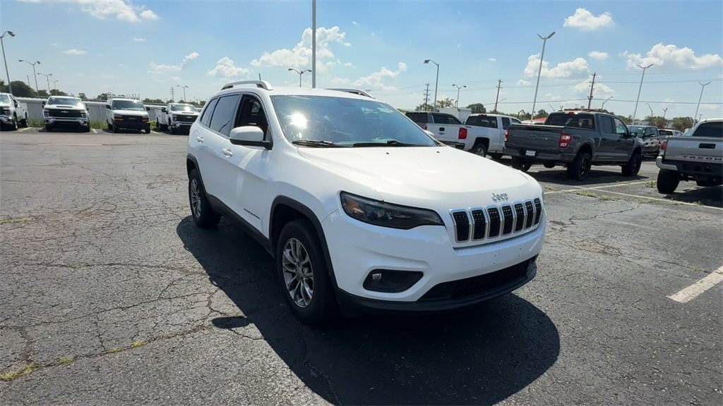 Used 2020 Jeep Cherokee Latitude Plus w/ Cold Weather Group image 2