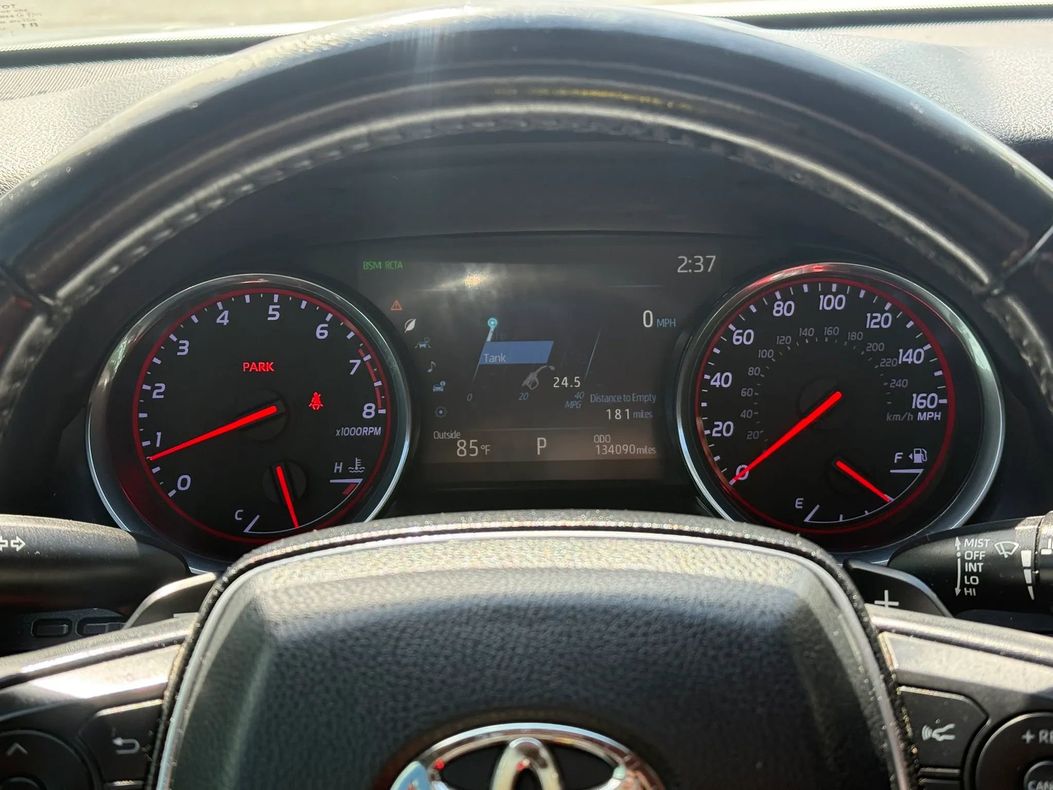 Used 2020 Toyota Camry XSE FWD image 9
