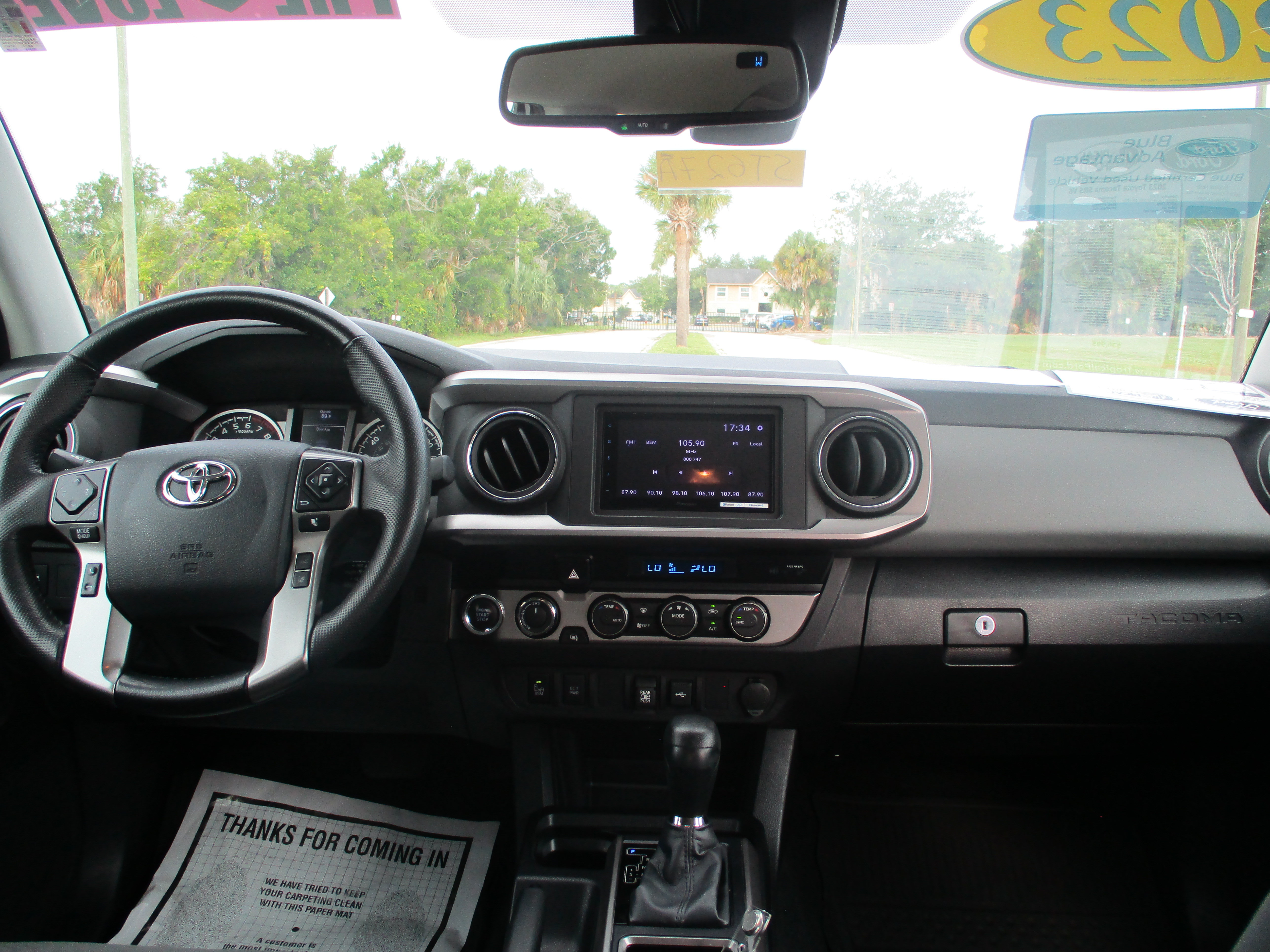 Used 2023 Toyota Tacoma SR5 w/ Technology Package AWD/4WD image 15
