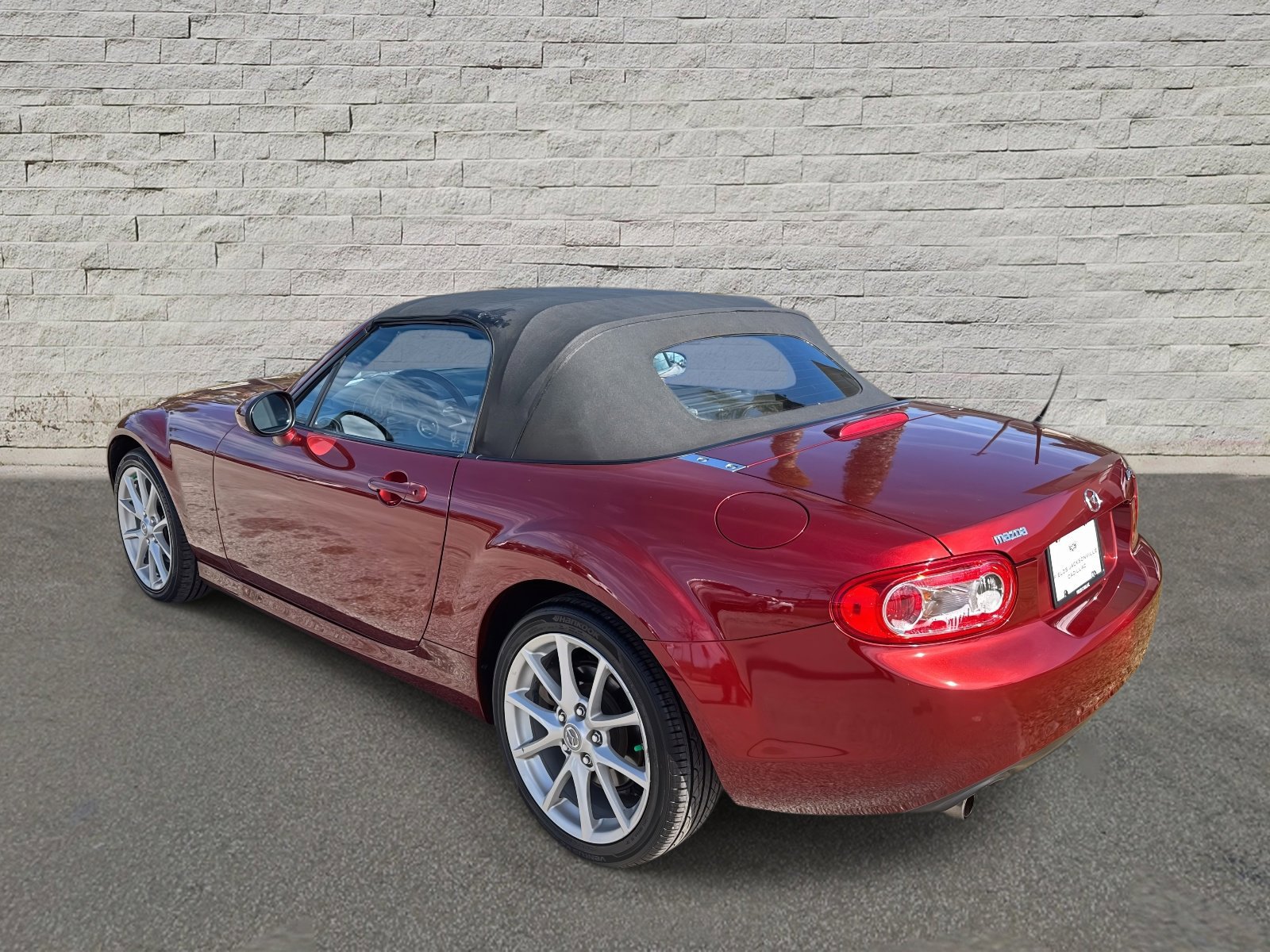Used 2009 MAZDA MX-5 Miata Grand Touring image 3