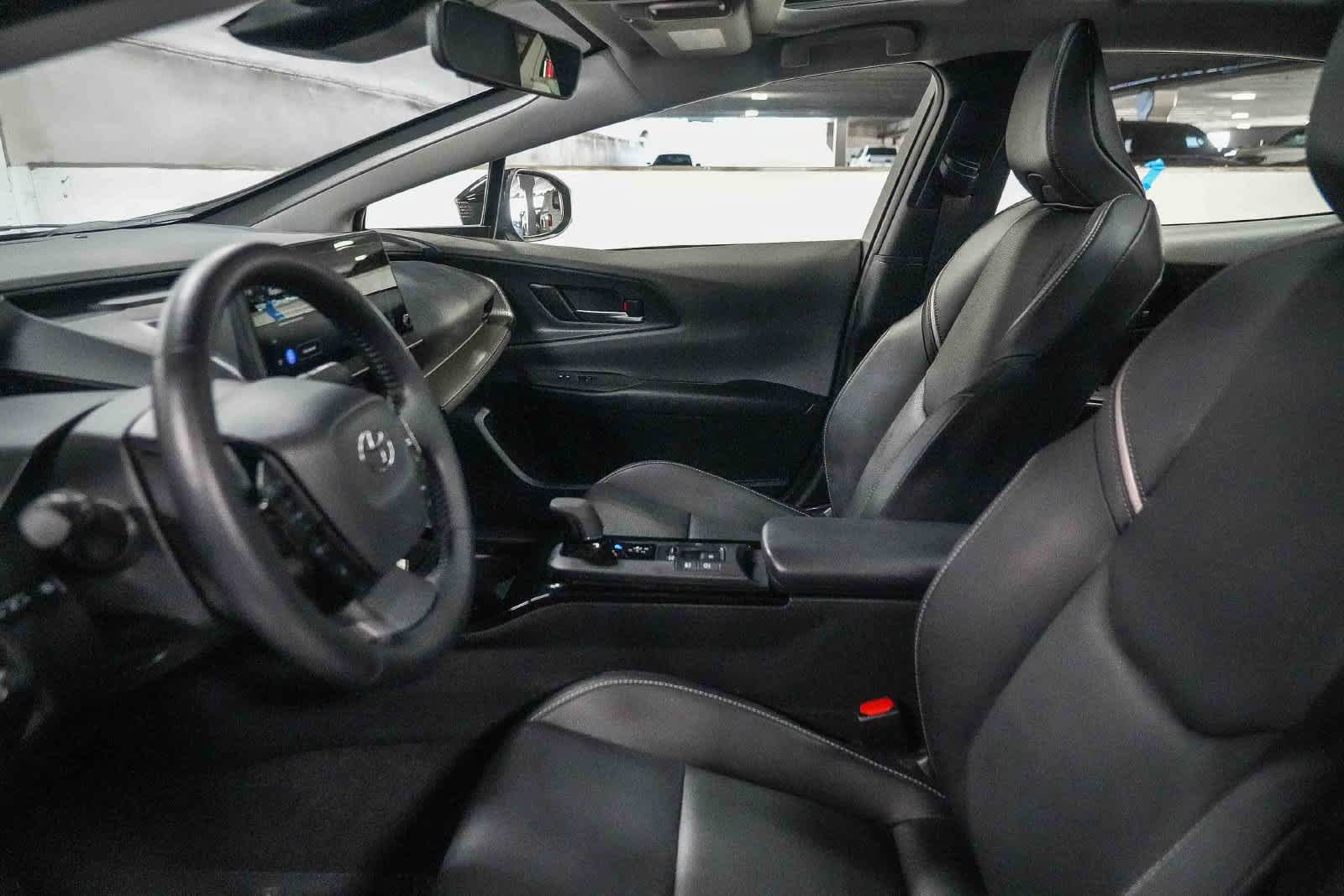 Certified 2024 Toyota Prius XLE FWD image 18