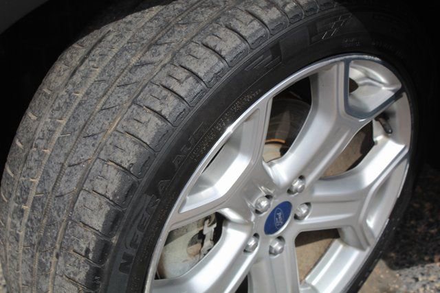 Used 2017 Ford Escape Titanium w/ Equipment Group 301A image 13