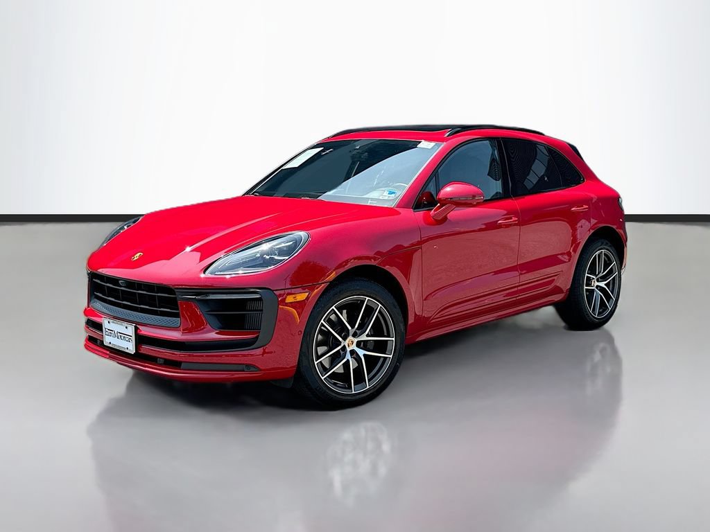 Certified 2022 Porsche Macan S AWD/4WD image 1