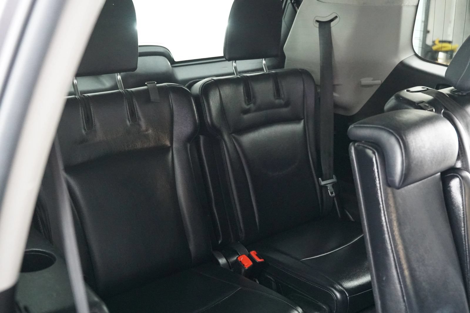 Used 2012 Toyota Highlander SE w/ Tow Pkg FWD image 35