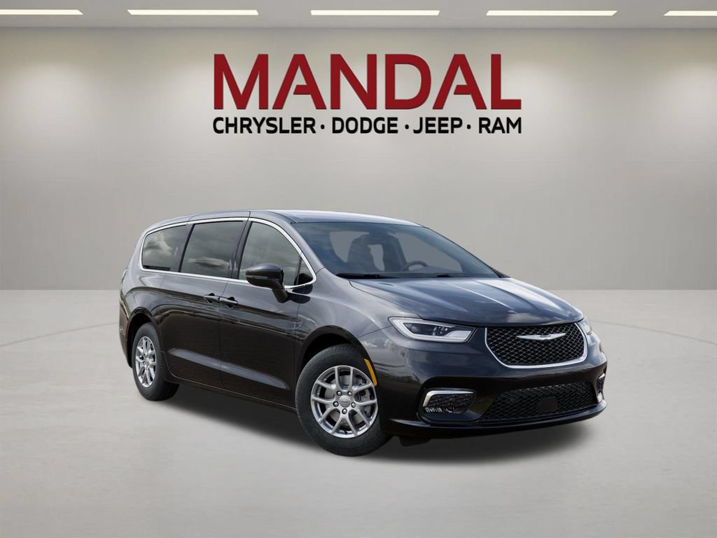 New 2026 Chrysler Pacifica Select FWD image 5