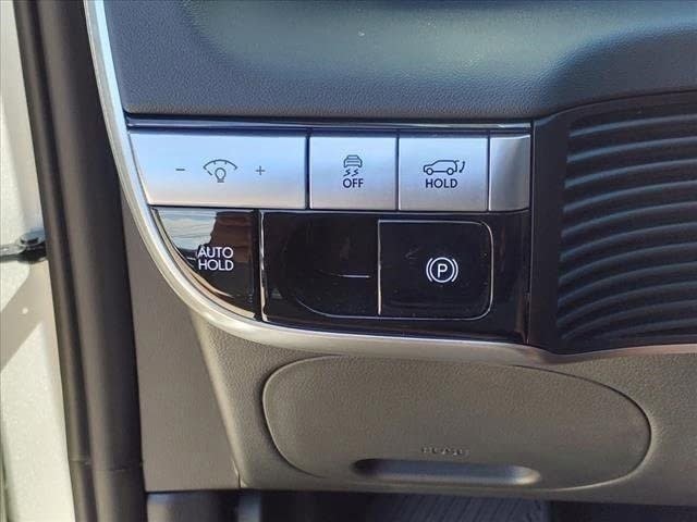 Used 2024 Hyundai Ioniq 5 SEL image 14