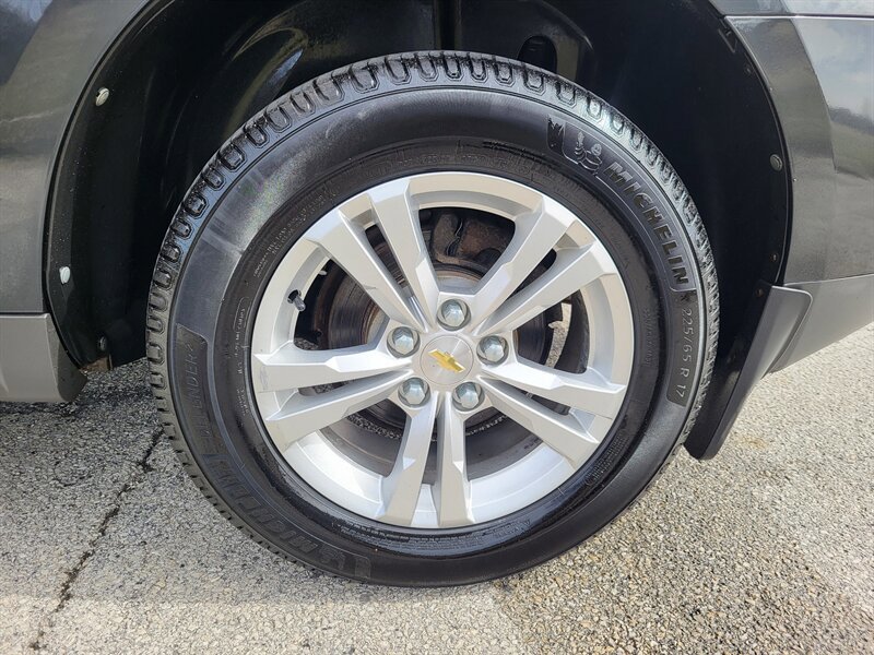 Used 2012 Chevrolet Equinox LTZ FWD image 29