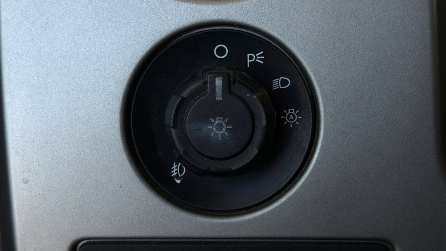 Used 2014 Ford F150 King Ranch w/ King Ranch Luxury Package AWD/4WD image 41