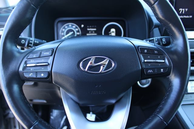 Used 2022 Hyundai Kona Limited w/ Cargo Package FWD image 19