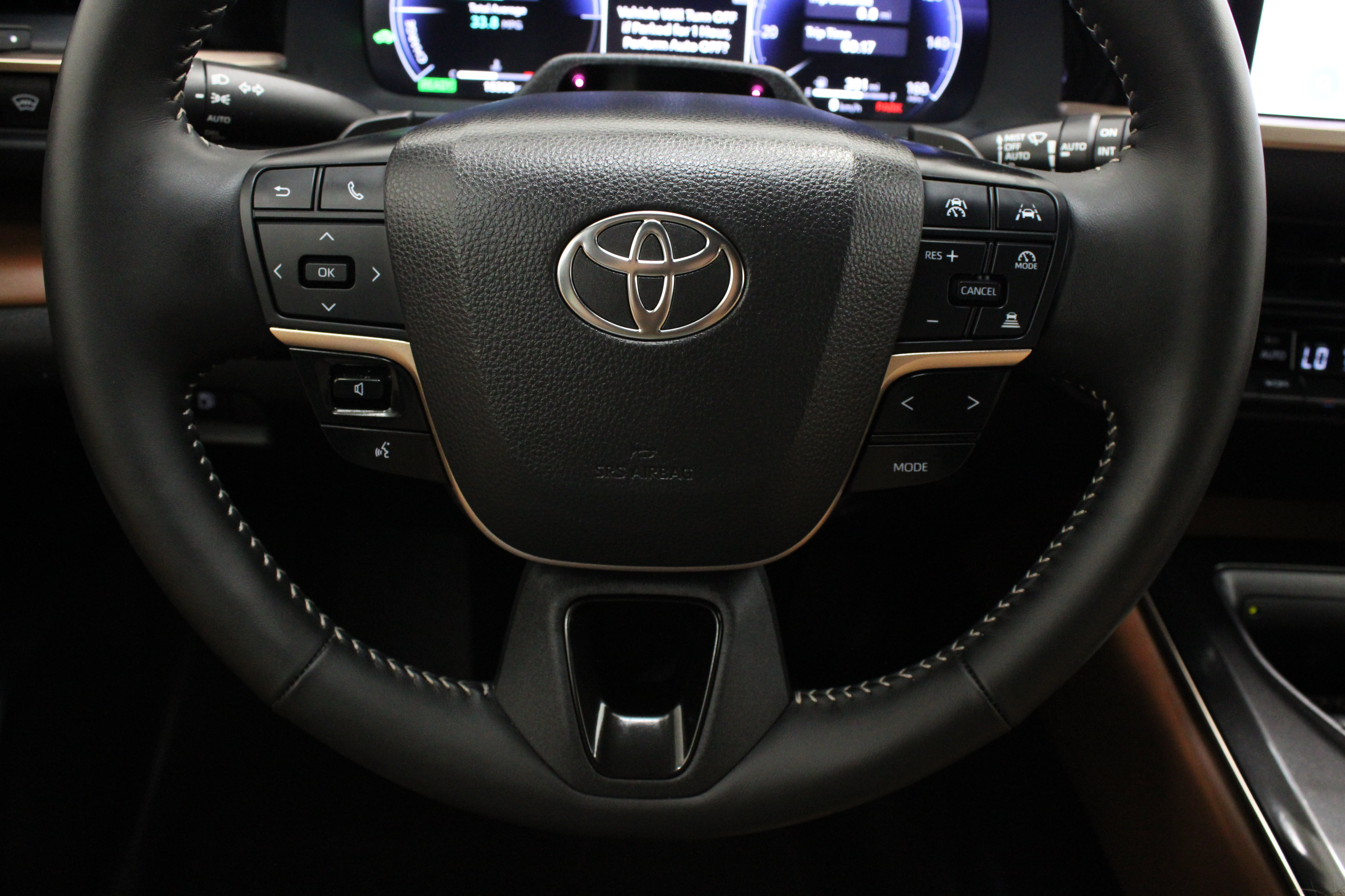 Certified 2025 Toyota Crown Signia w/ Advanced Technology Package AWD/4WD image 26