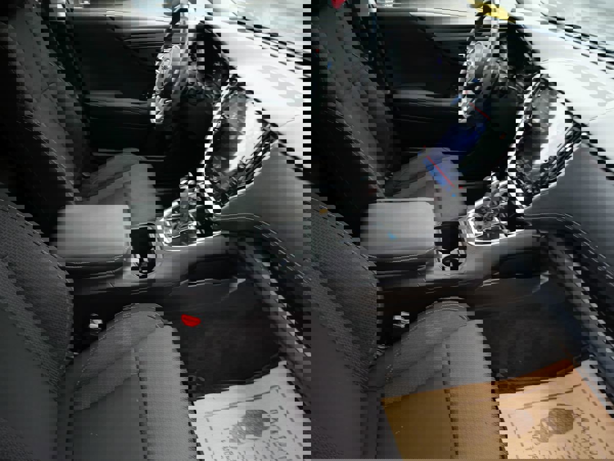 Used 2020 Subaru Outback Premium image 28