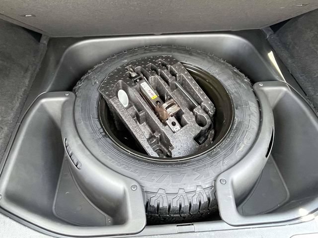 Used 2018 Jeep Grand Cherokee Overland AWD/4WD image 26