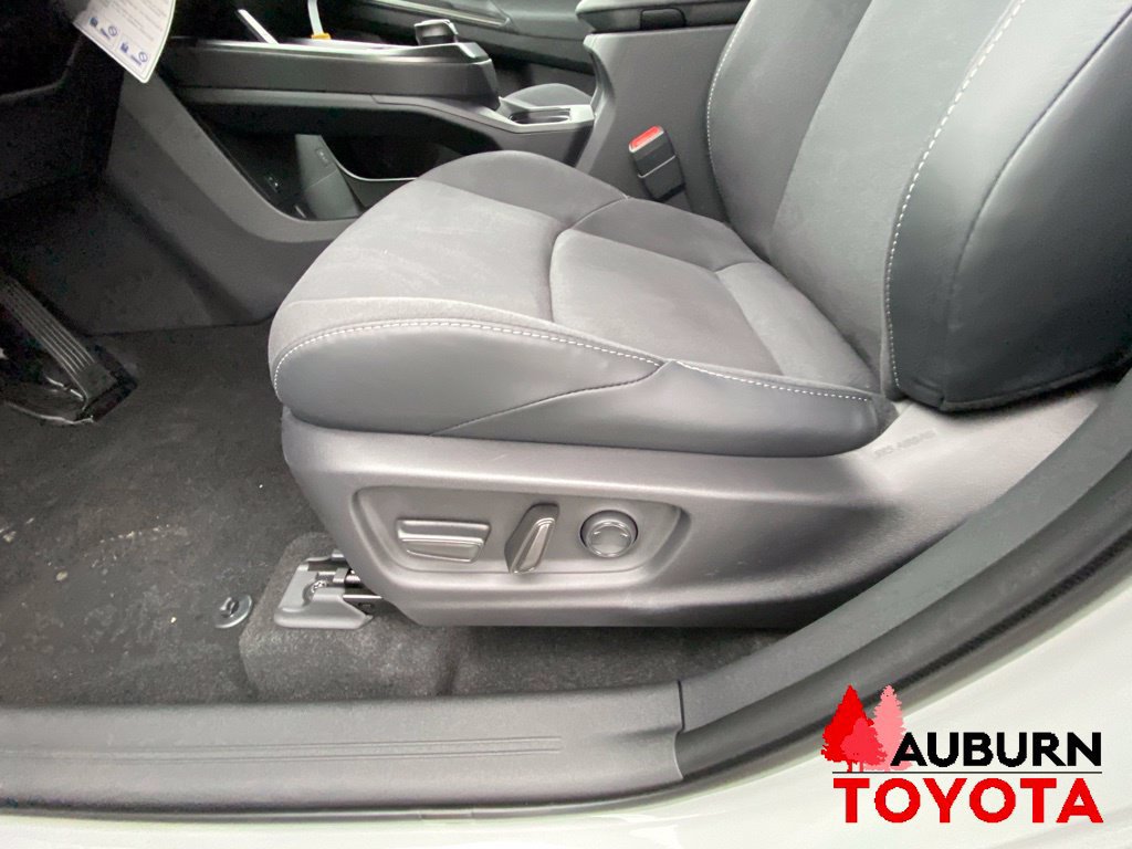 New 2026 Toyota C-HR w/ Cold Weather Package AWD/4WD image 33