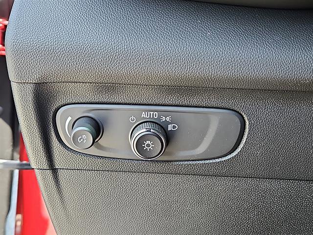 Used 2023 Buick Envision Preferred AWD/4WD image 18