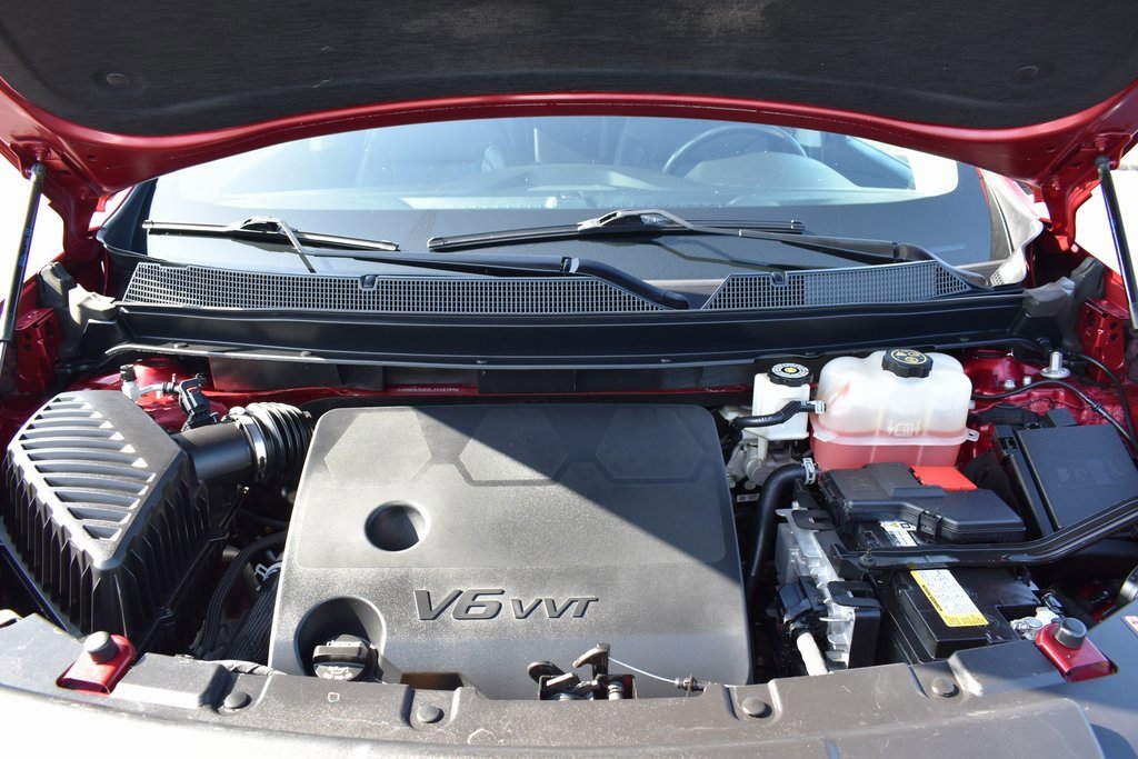 Used 2020 Chevrolet Traverse RS image 16