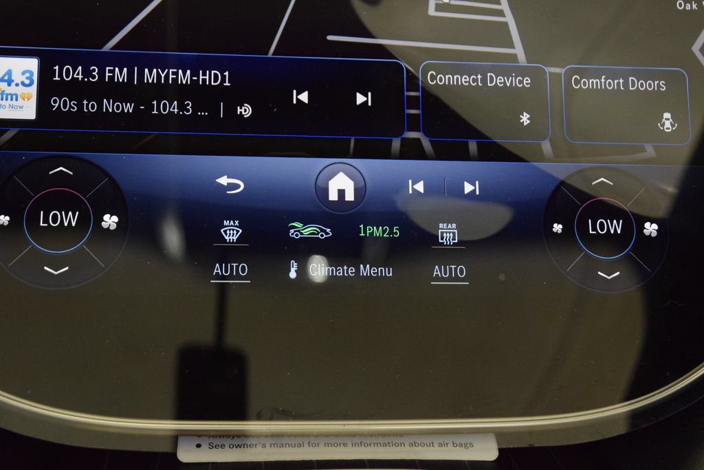 New 2026 Mercedes-Benz EQS 550 4MATIC SUV image 26