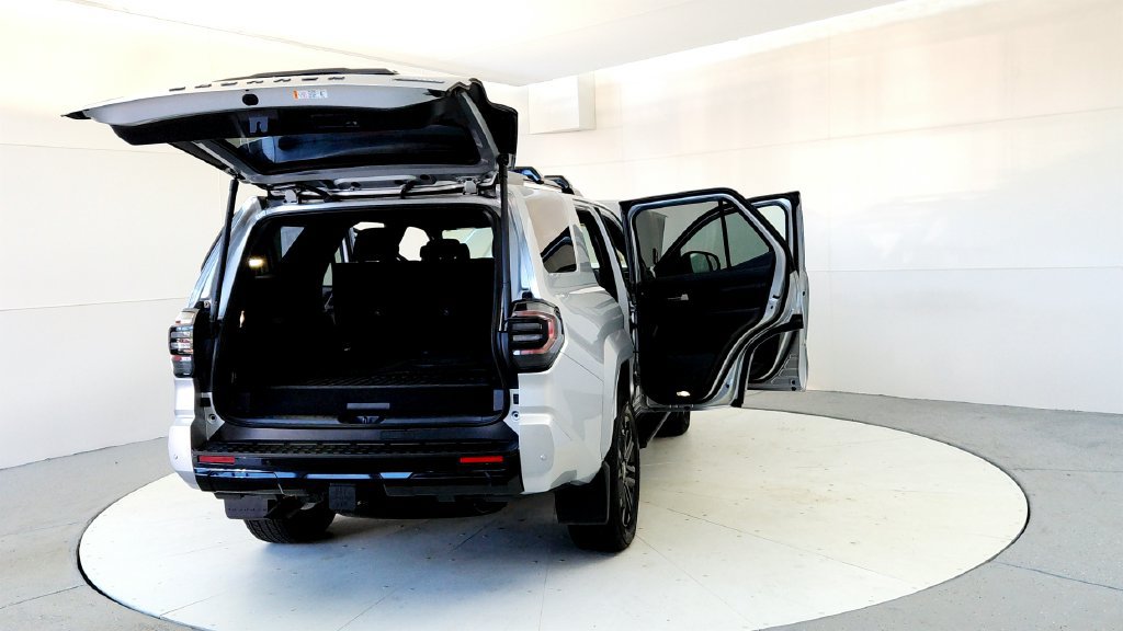 Certified 2025 Toyota 4Runner Platinum AWD/4WD image 11