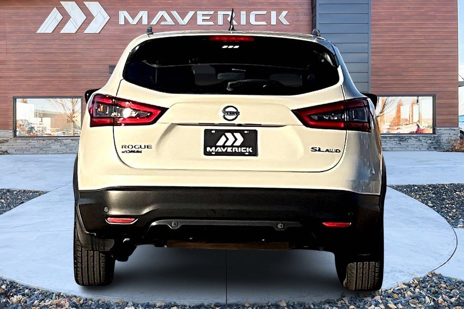 Used 2022 Nissan Rogue Sport SL image 6