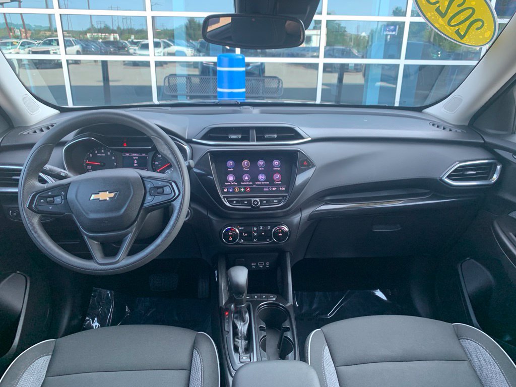 Used 2023 Chevrolet TrailBlazer LT w/ Convenience Package AWD/4WD image 7