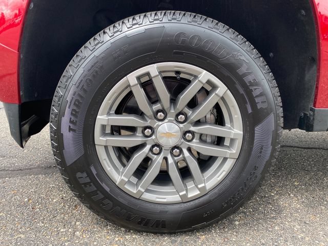 Used 2024 Chevrolet Colorado LT w/ LT Convenience Package AWD/4WD image 22