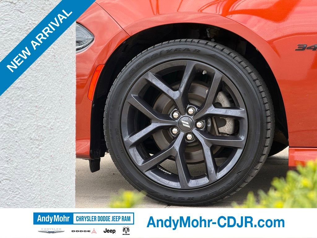 Used 2023 Dodge Charger R/T w/ Blacktop Package image 11