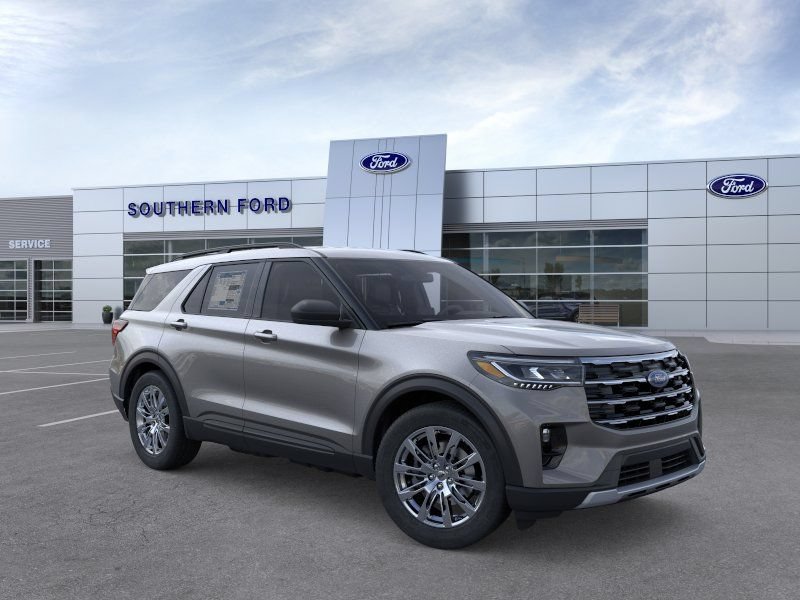 New 2026 Ford Explorer Active w/ Active Comfort Package AWD/4WD image 8
