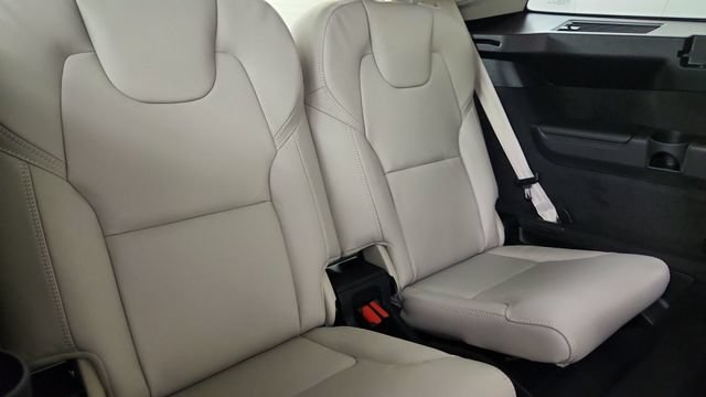 New 2026 Volvo XC90 T8 Ultra w/ Lounge Package AWD/4WD image 34