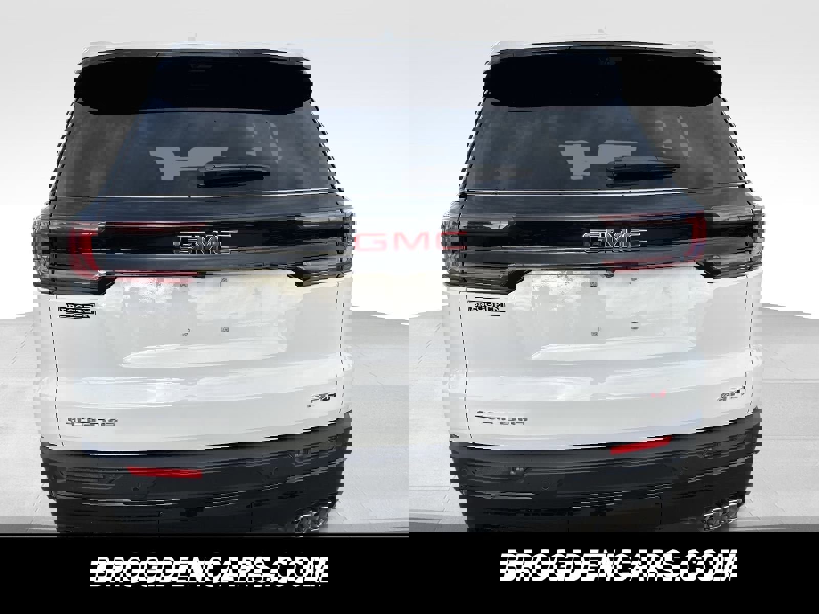 New 2026 GMC Acadia AT4 image 7