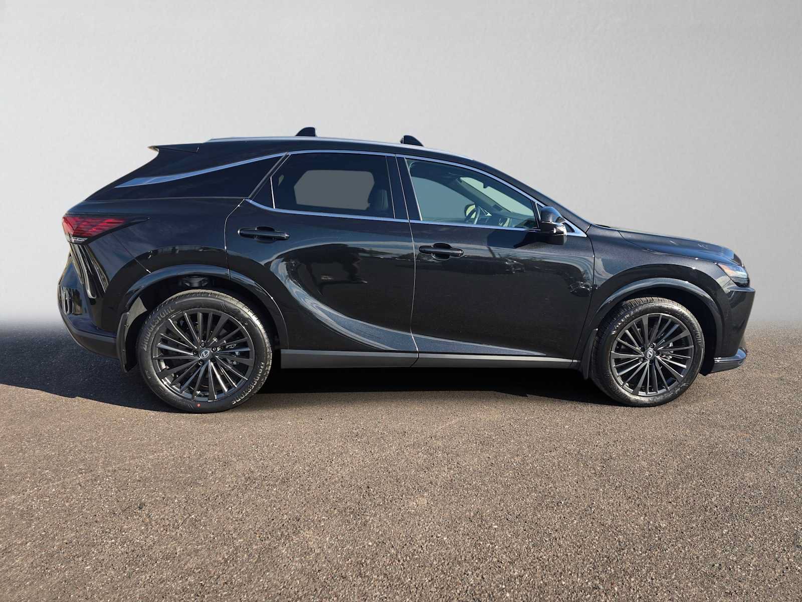 Certified 2026 Lexus RX 350h w/ Convenience Package AWD/4WD image 2