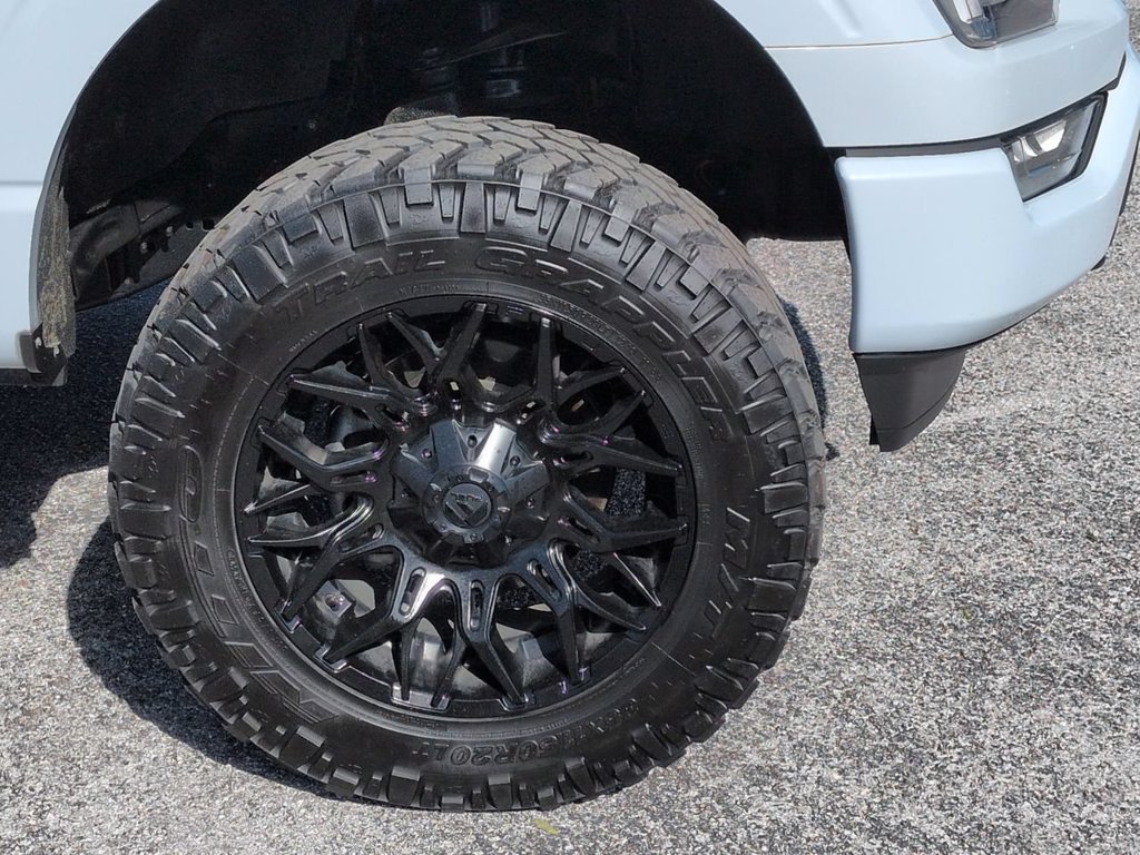 Used 2022 Ford F150 XLT w/ Equipment Group 302A High AWD/4WD image 11