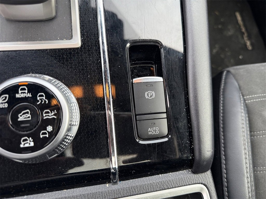 Used 2022 Mitsubishi Outlander SEL Black Edition image 31