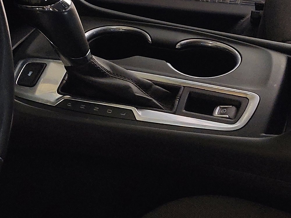 Used 2018 Chevrolet Equinox LT image 26