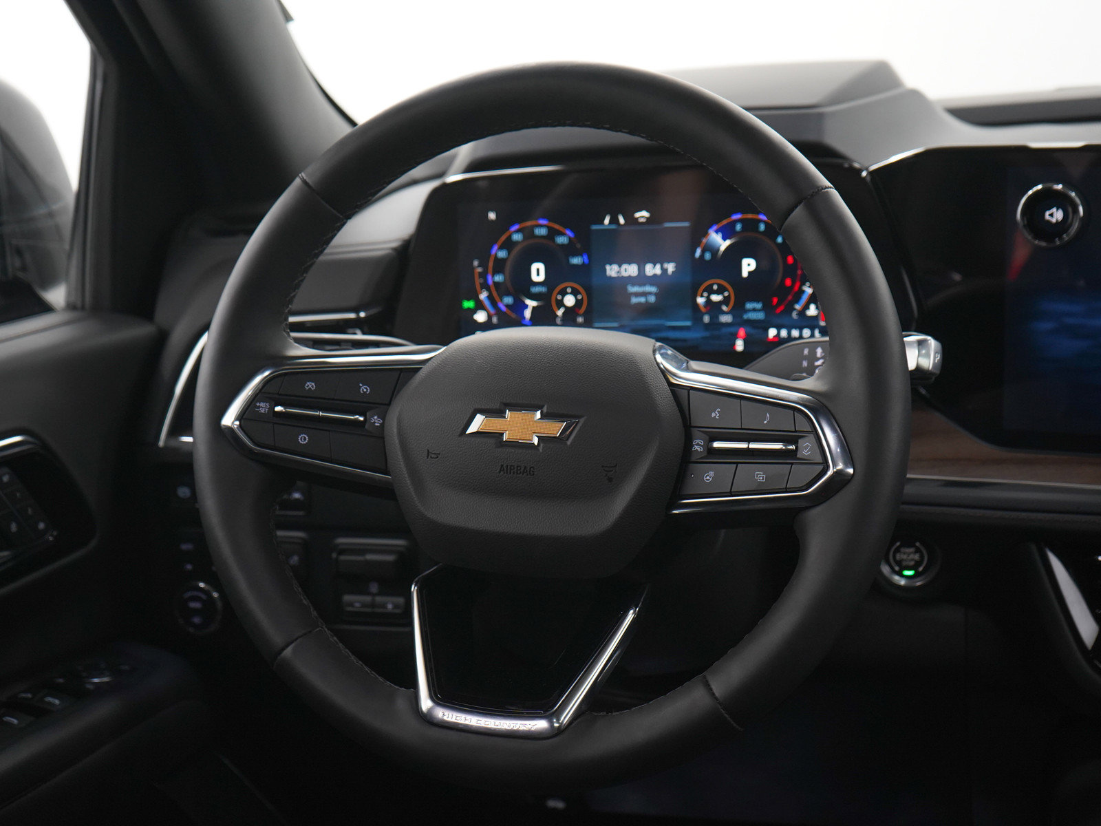 Used 2026 Chevrolet Tahoe High Country AWD/4WD image 21