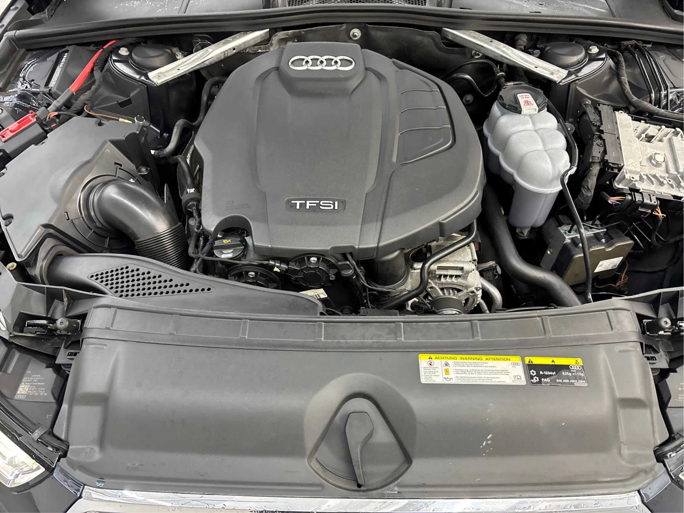 Used 2018 Audi A4 2.0T Premium Plus image 31