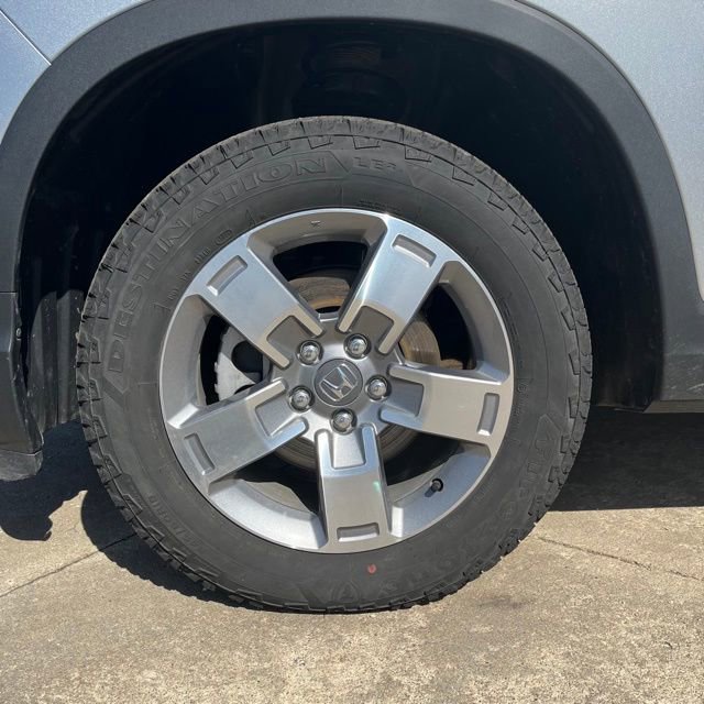 Certified 2025 Honda Ridgeline RTL image 8