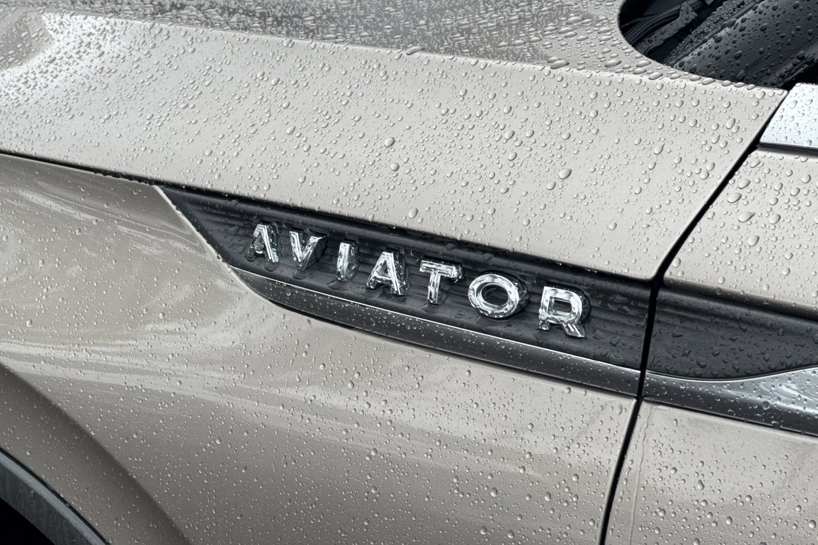 Certified 2020 Lincoln Aviator Reserve w/ Equipment Group 201A image 29