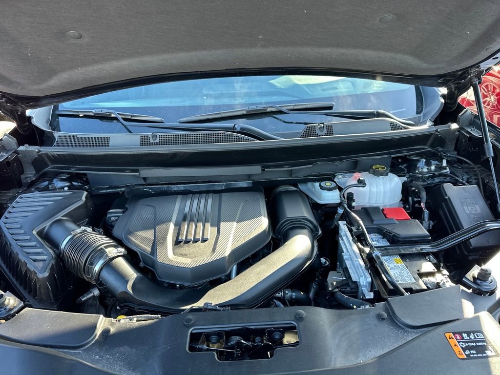 Used 2025 GMC Acadia Elevation image 43