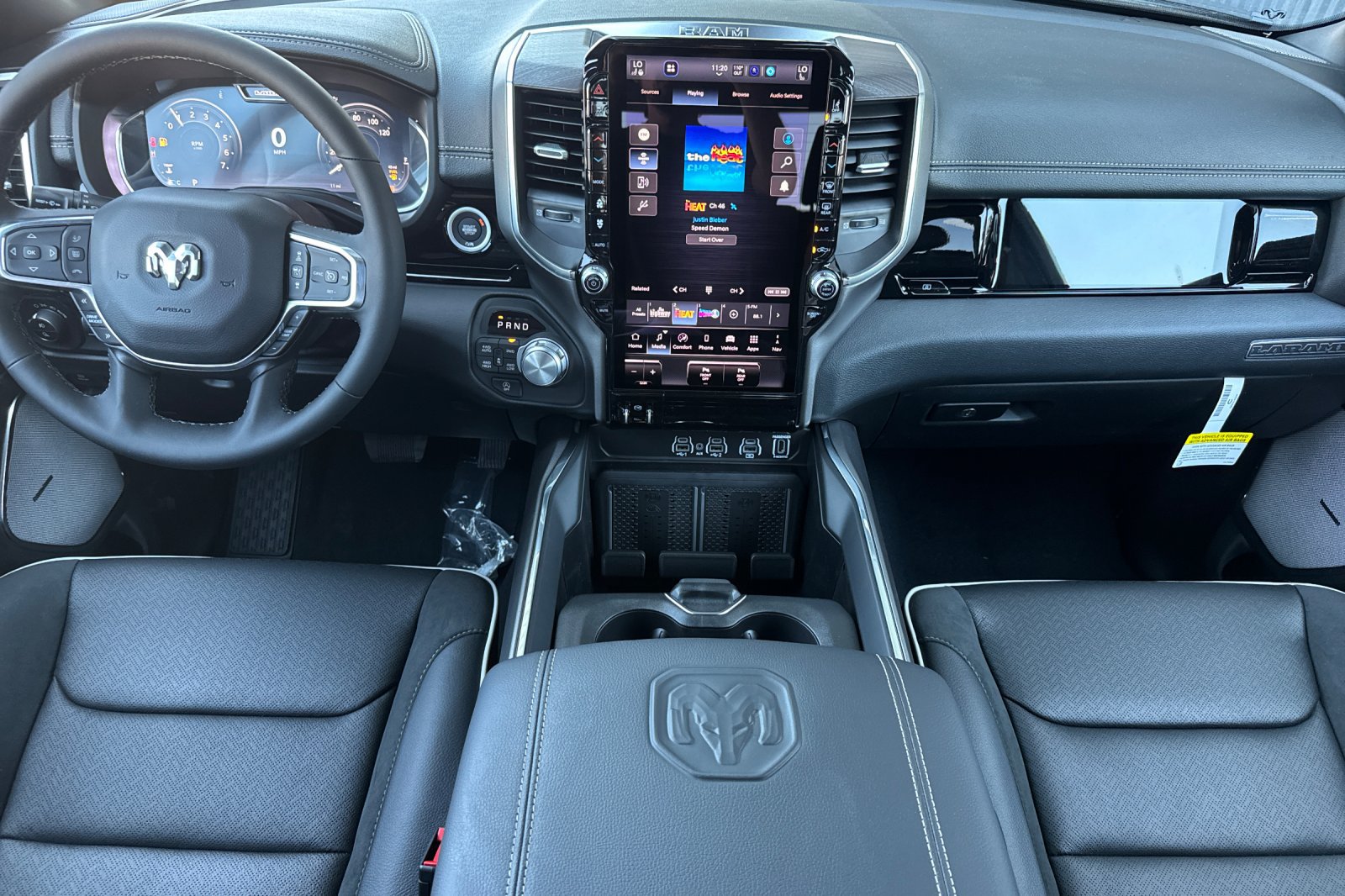 New 2026 RAM 1500 Laramie AWD/4WD image 12
