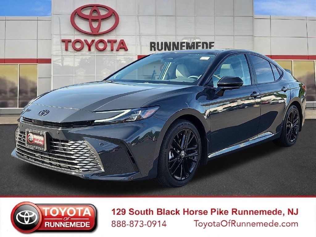 Certified 2025 Toyota Camry XLE w/ Premium Plus Package AWD/4WD image 3