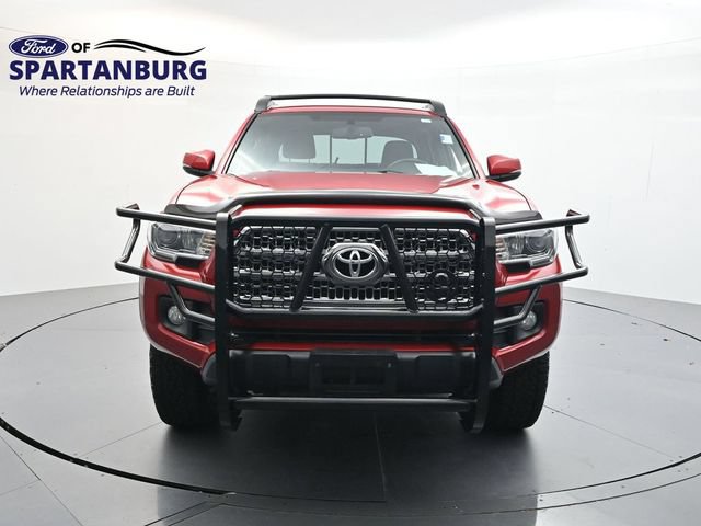 Used 2017 Toyota Tacoma TRD Off-Road AWD/4WD video 2