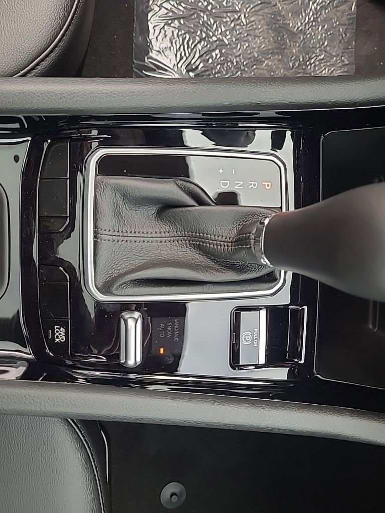 New 2026 Jeep Compass Latitude w/ Sun and Sound Group image 37