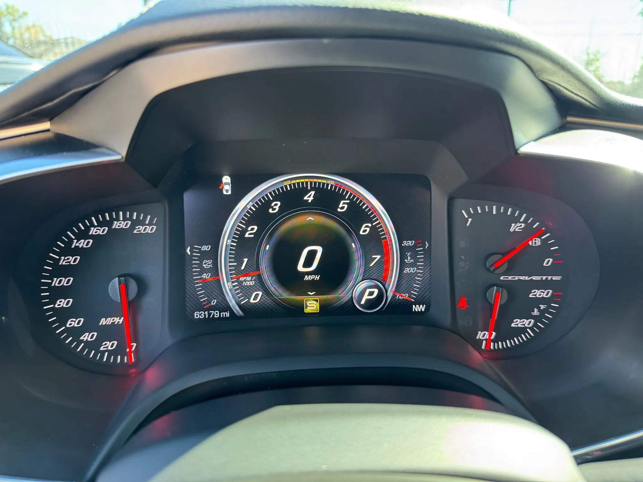 Used 2016 Chevrolet Corvette Stingray Coupe image 28