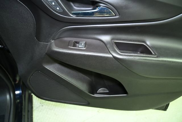 Used 2020 Chevrolet Equinox LT image 57