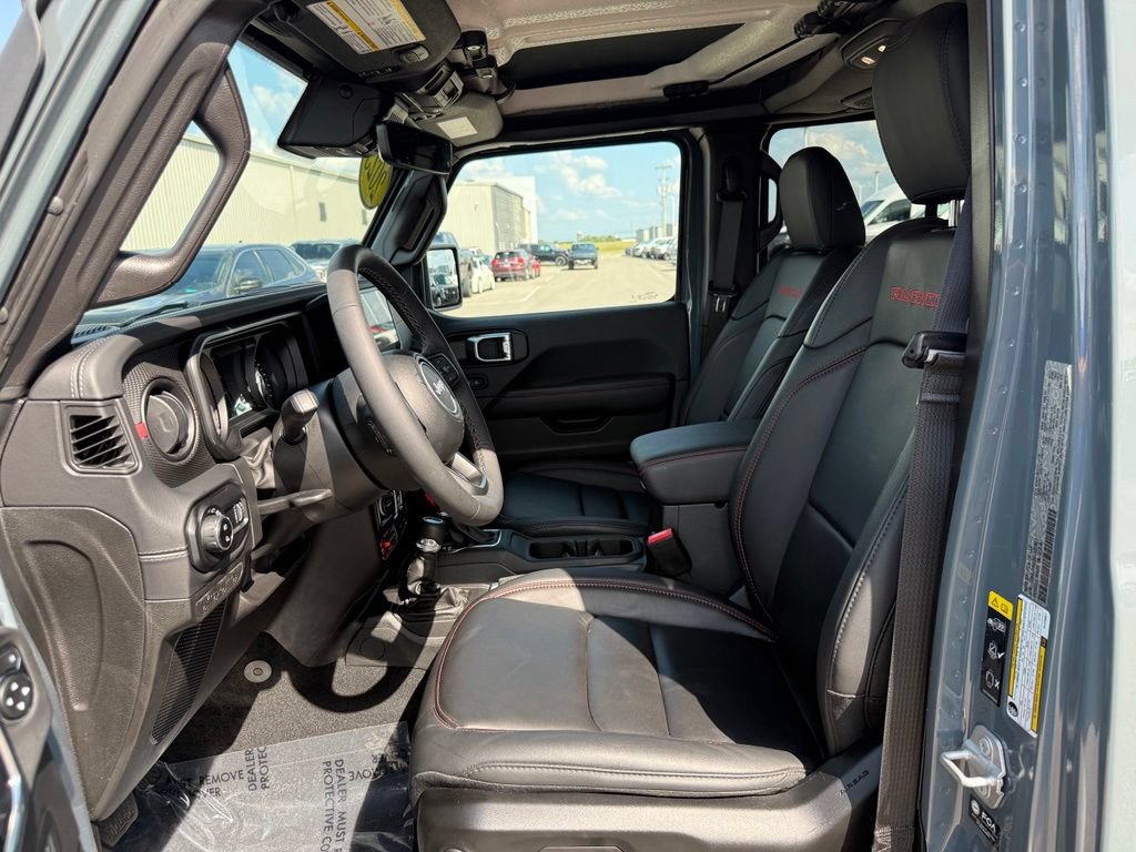 Used 2025 Jeep Gladiator Rubicon AWD/4WD image 5